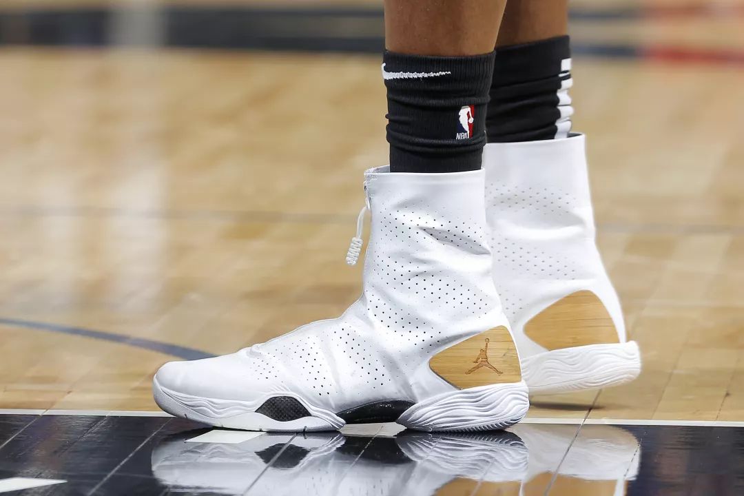 清晨斯图加特迎来里程碑：NBA总决赛节点到来，气氛紧张，控场能力受关注(nba总决赛赛今天比赛时间好多钟开始)-9体育