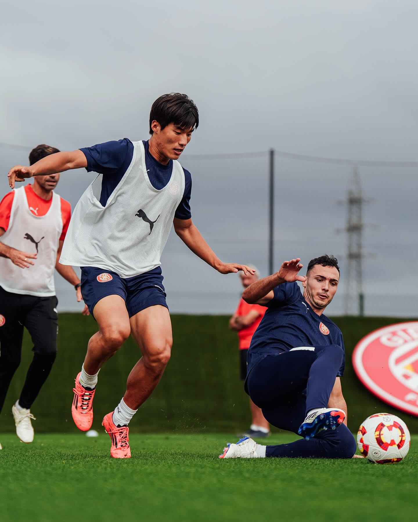 关于赛地聚焦：国王杯冲刺阶段热度飙升；西汉姆队长鼓劲；底气十足；训练强度明显提升的信息