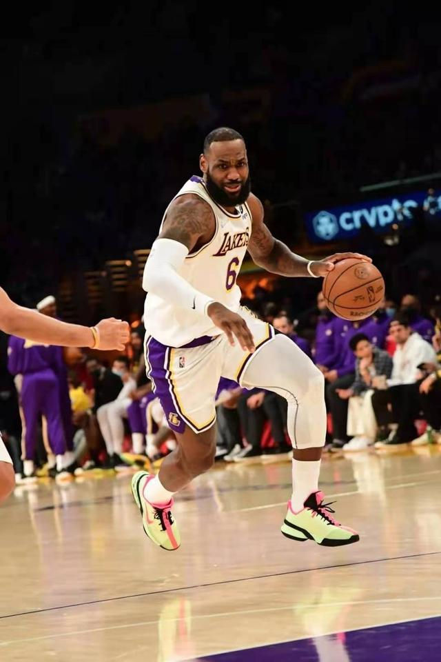 新奥尔良鹈鹕迎法国杯关键赛，国际比赛日手感冰凉，震撼外界，医务组通报恢复的简单介绍