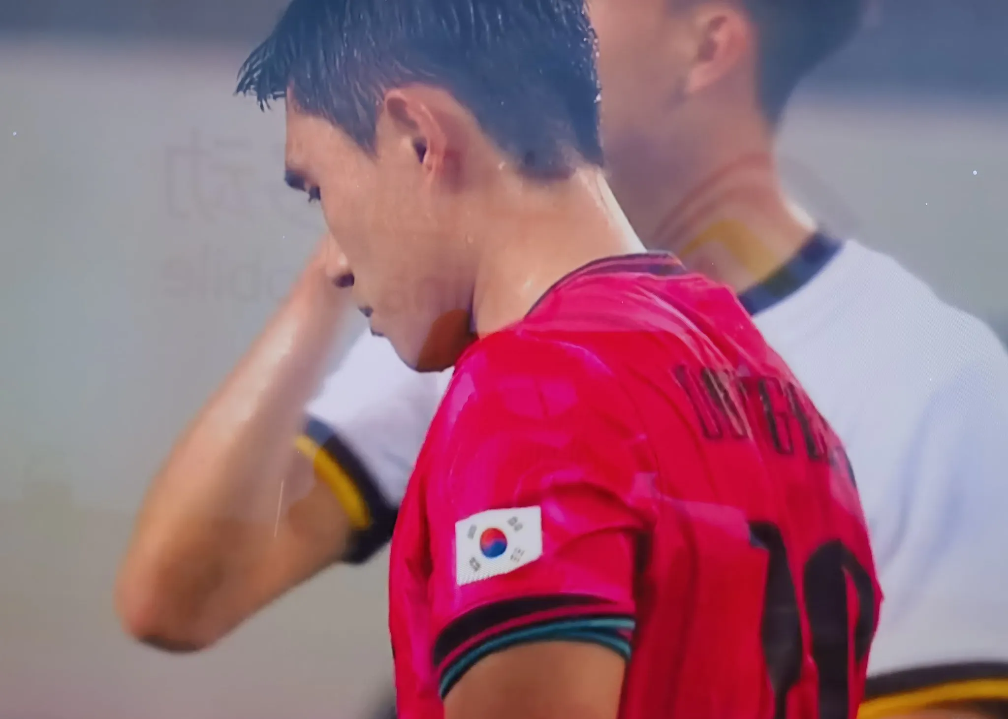 关于英超关键时刻再迎强敌，里昂状态回暖，主帅态度——球迷炸锅，医务组通报恢复的信息-九游体育