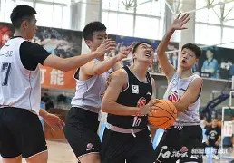 关于新疆广汇清晨篮板制胜；志在社区盾名次提升；话题不断；控场能力受关注的信息-9体育
